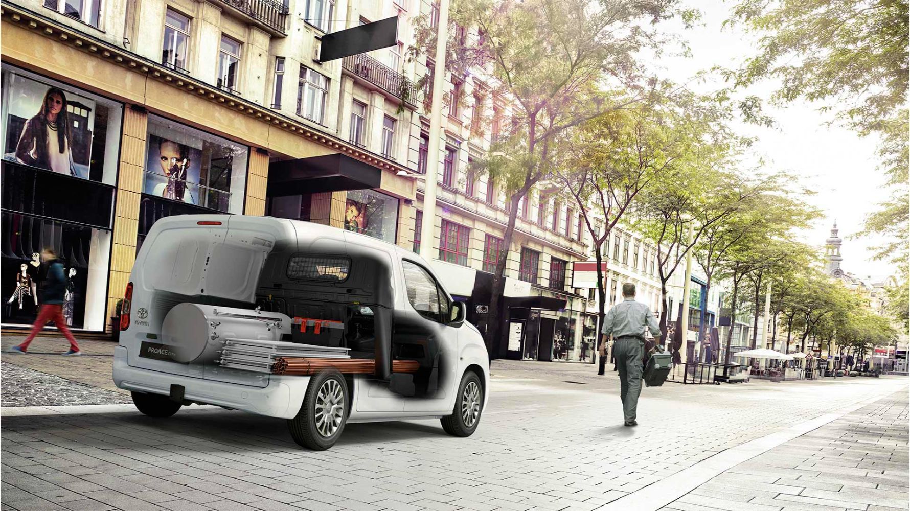 6899_1_toyota_proace_city_2020_gallery_05_full_tcm_3046_1858730