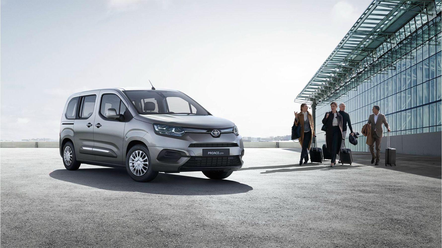 6906_1_toyota_proace_city_verso_2020_gallery_02_full_tcm_3046_1858807